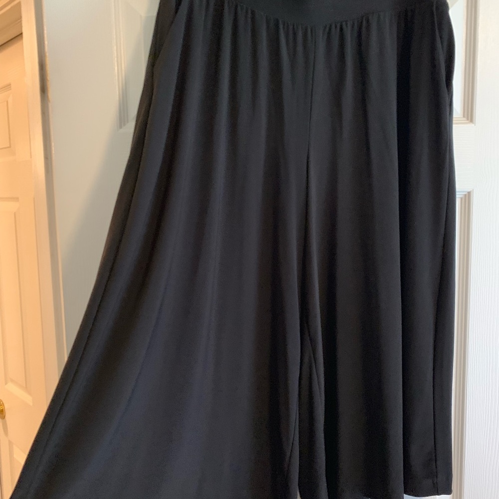 Trouser culottes.